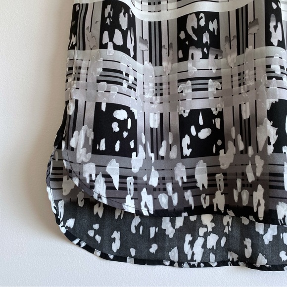 Lord & Taylor High Low Sleeveless Plaid Animal Print Top - Picture 6 of 12